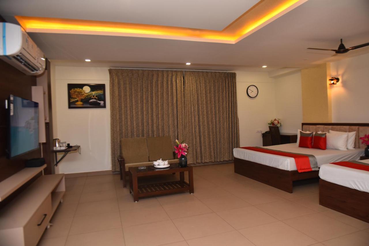 M R Residency Dharwad. Apartment Exterior photo