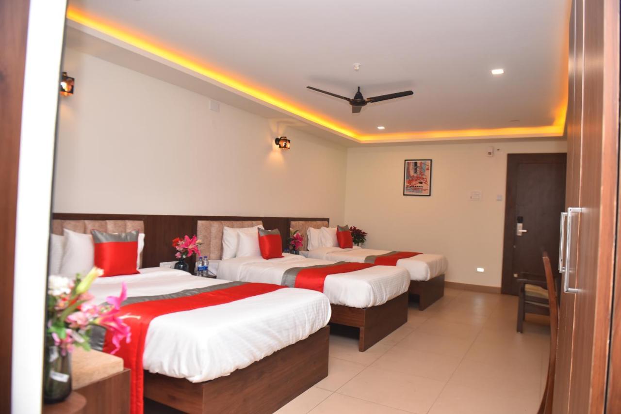 M R Residency Dharwad. Apartment Exterior photo