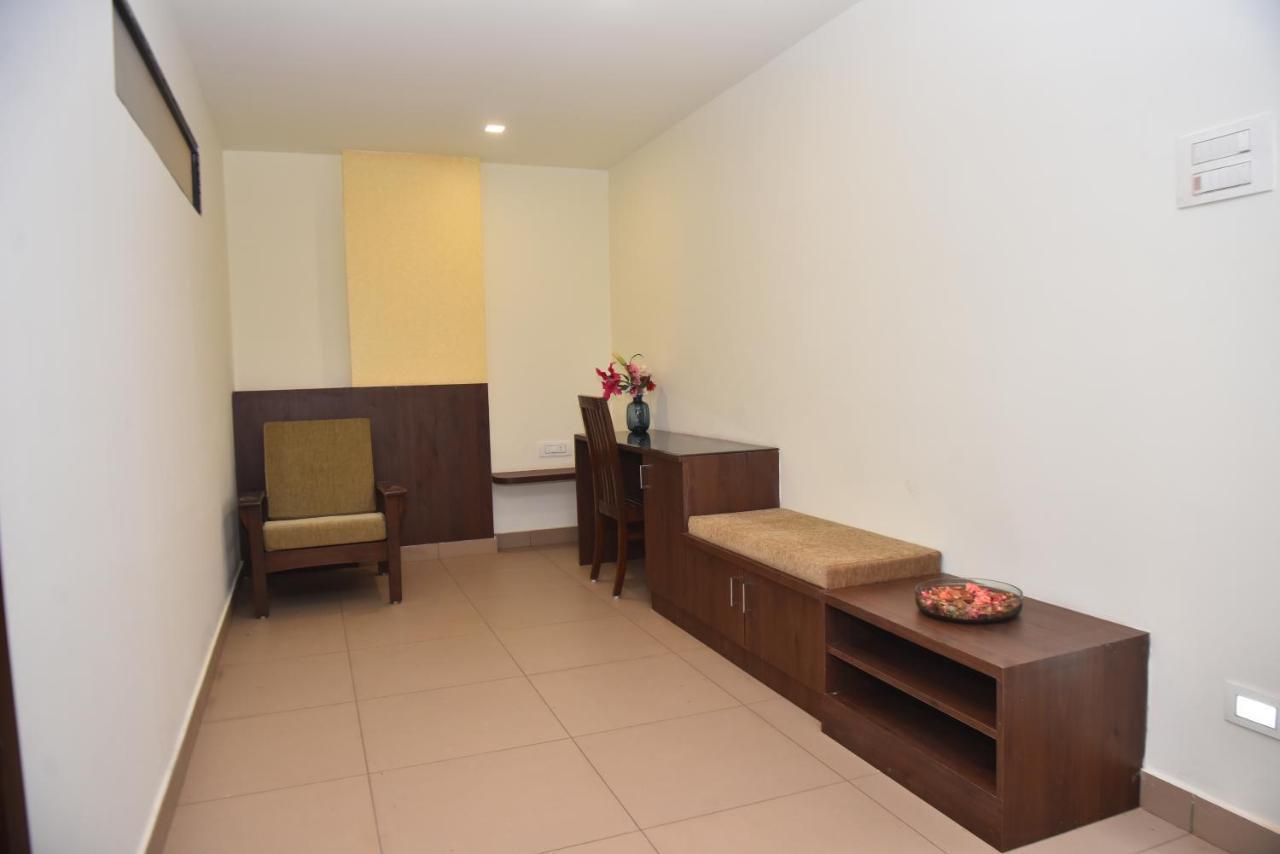 M R Residency Dharwad. Apartment Exterior photo