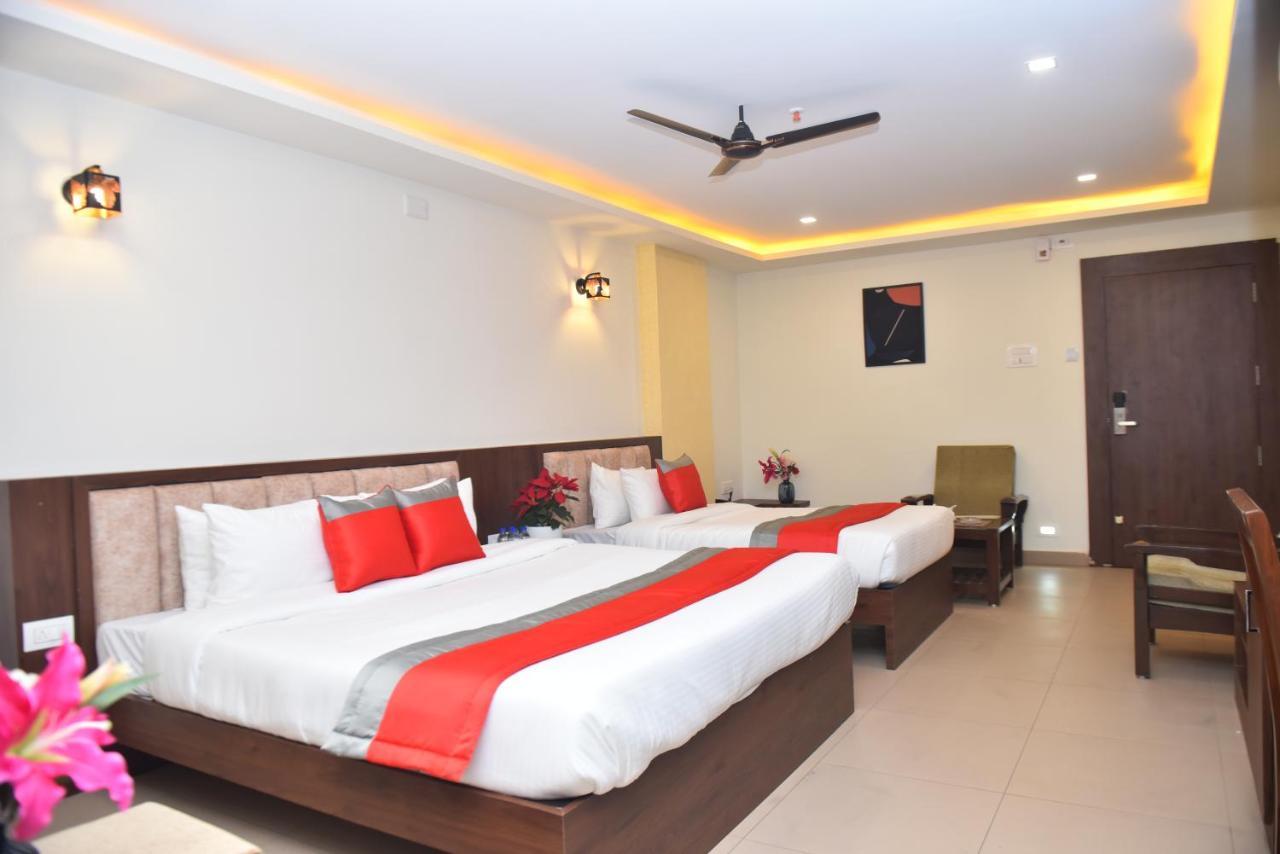 M R Residency Dharwad. Apartment Exterior photo