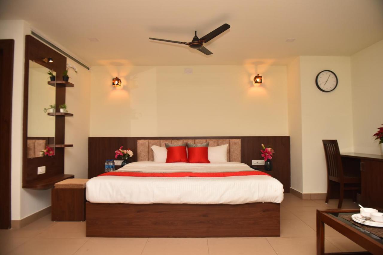 M R Residency Dharwad. Apartment Exterior photo