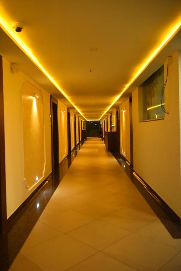 M R Residency Dharwad. Apartment Exterior photo
